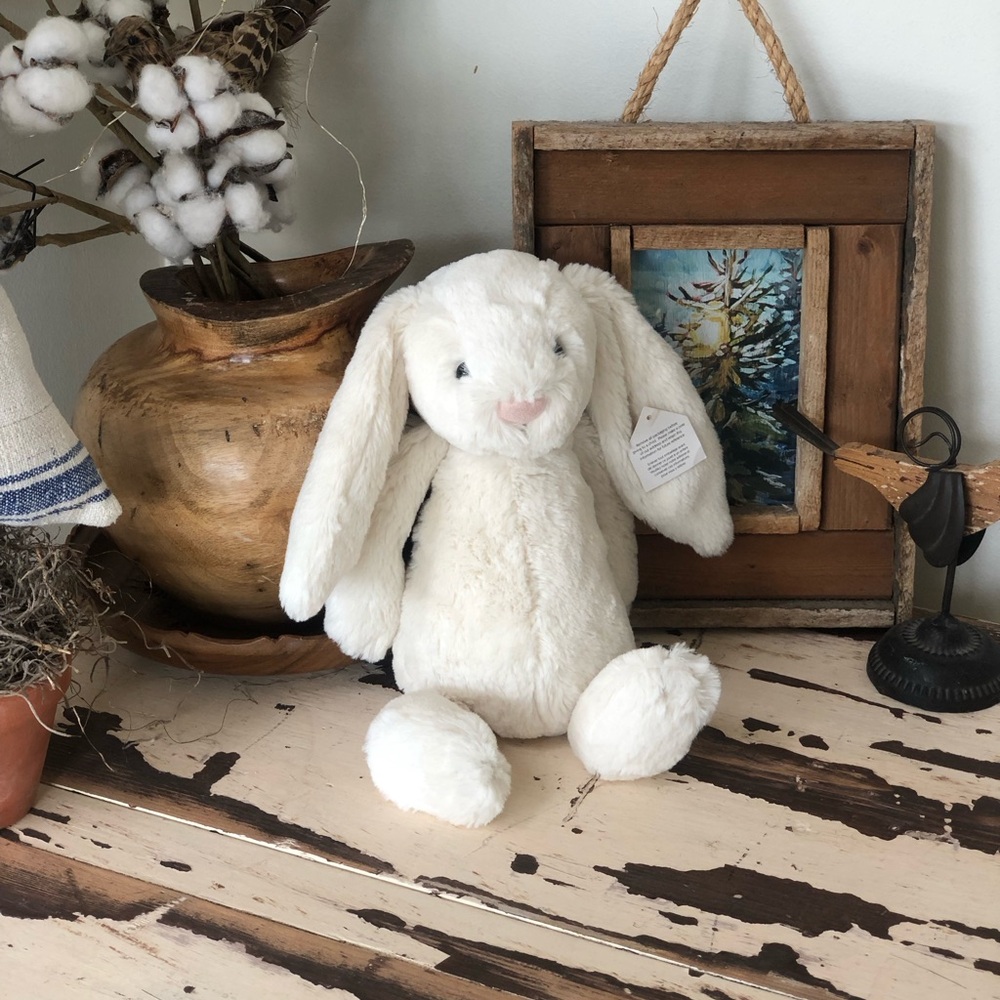 Jellycat London Bashful Cream Bunny Plush (12") – Retired